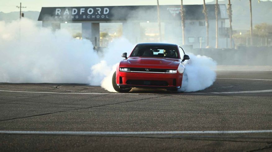Manejamos el primer Dodge Charger 100 % eléctrico