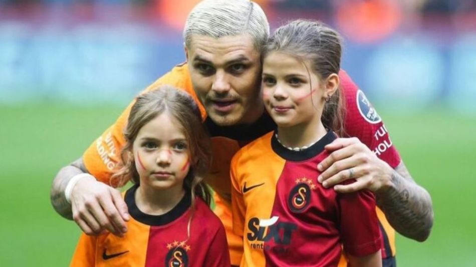 Mauro Icardi, Francesca e Isabella