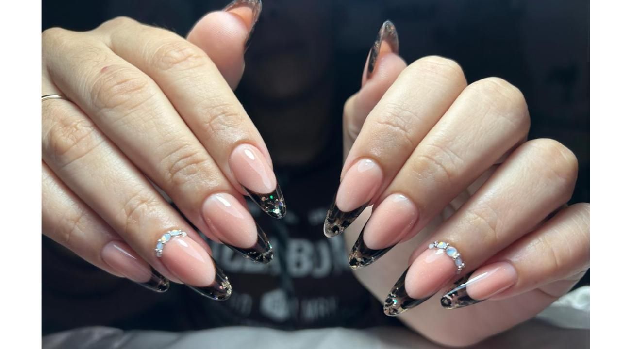 Uñas: color, estilo y poder personal en las punta de tus dedos