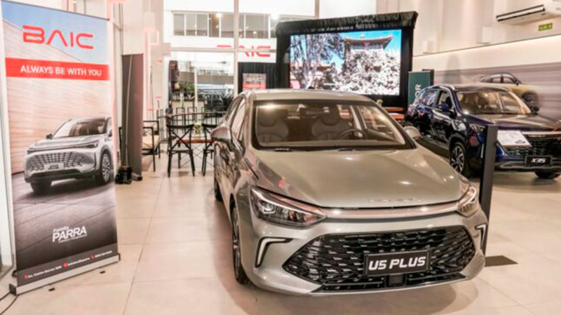¡A por el Top 10! Baic Apuesta Fuerte con Parra en Córdoba para Conquistar el Mercado Argentino