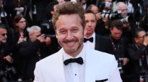 Elegante y clásico: el look de Benjamín Vicuña en la alfombra roja del Festival de Cannes