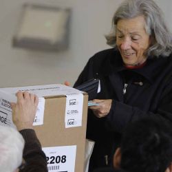  Porteños votan en el marco de las elecciones  legislativas de la ciudad.  | Foto:Na