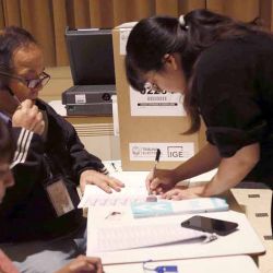Porteños votan en el marco de las elecciones  legislativas de la ciudad.  | Foto:NA