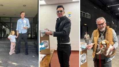 Muchas figuras dijeron presente para dejar su sufragio.