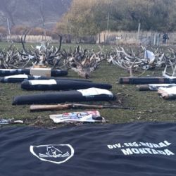 Parte de los elementos incautados.