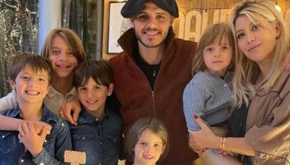 El futbolista recordó a sus hijas e hijos de su expareja en el después de su visita al estadio del Galatasaray junto a la China Suárez y los hijos de ella.