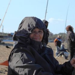 Notable es el crecimiento de las damas en la pesca deportiva, siendo cada vez más las que disfrutan de la actividad en la costa de ríos, lagos, lagunas y el litoral marítimo. 