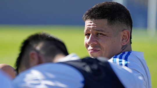 Rojo entrenando