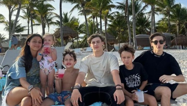El tierno álbum de fotos de Anita García Moritán con sus hermanos