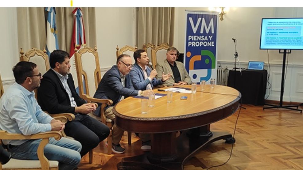 Villa María Piensa y Propone