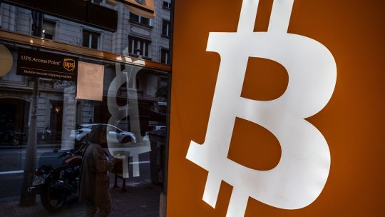 El Bitcoin vuelve a superar su propio récord y tocó los u$s 123.000