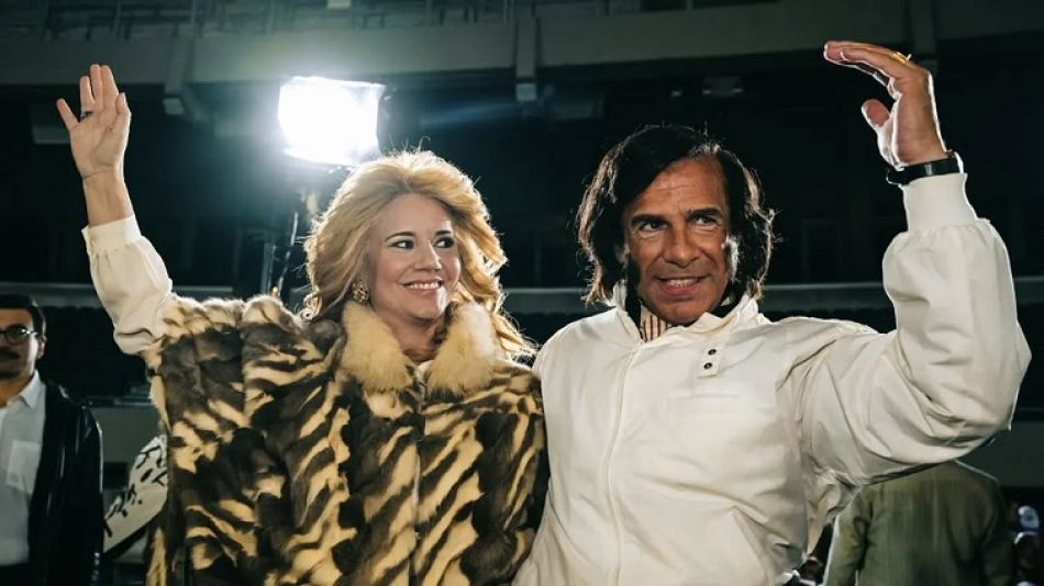 Leonardo Sbaraglia como Carlos Menem