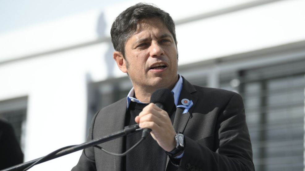 Axel Kicillof cruzó a un intendente afín a Javier Milei por la inauguración de un centro de salud