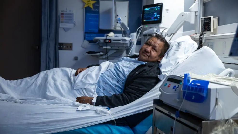 Realizan el primer trasplante de vejiga humana.