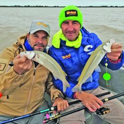 En junio anticipamos las vacaciones de invierno, cerramos una temporada de pesca y abrimos otra. También, turismo, aventura y servicios.