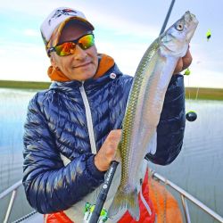 En junio anticipamos las vacaciones de invierno, cerramos una temporada de pesca y abrimos otra. También, turismo, aventura y servicios.