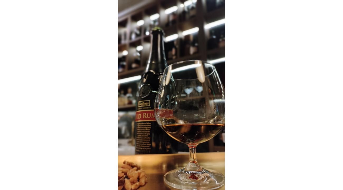 Le Morne Vinería: más de 100 etiquetas de ron en una experiencia única en Argentina.