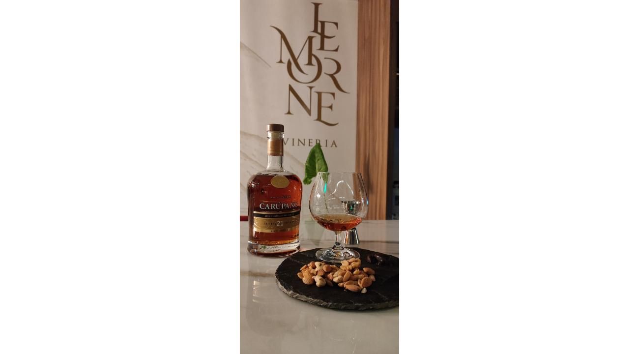 Le Morne Vinería: más de 100 etiquetas de ron en una experiencia única en Argentina.