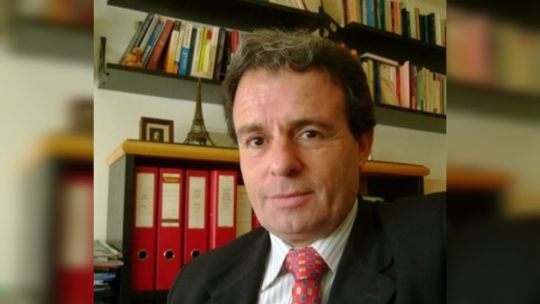 Luis Berdiñas, experto en estrés, emociones y neurocomunicación, advierte sobre el problema del uso del celular en niños de 9 años