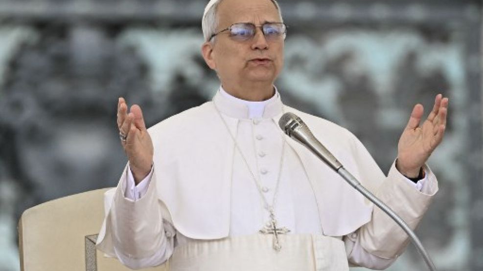El papa León XIV sigue los pasos de Francisco y nombra a una mujer en un alto cargo vaticano