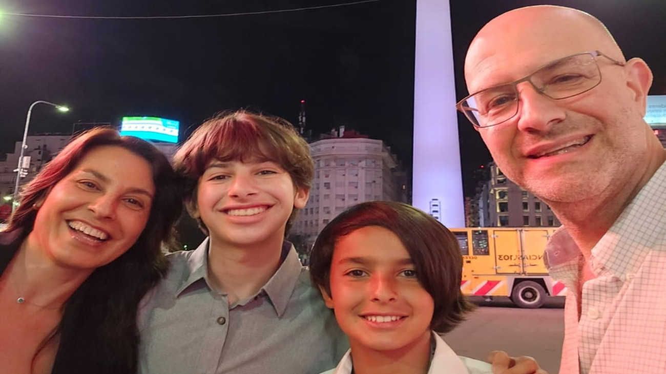 Laura Leguizamon y su familia 20250522