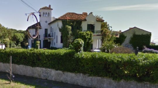Chalet de “María Frers de Mahn”, en Gascón y Aristóbulo del Valle.
