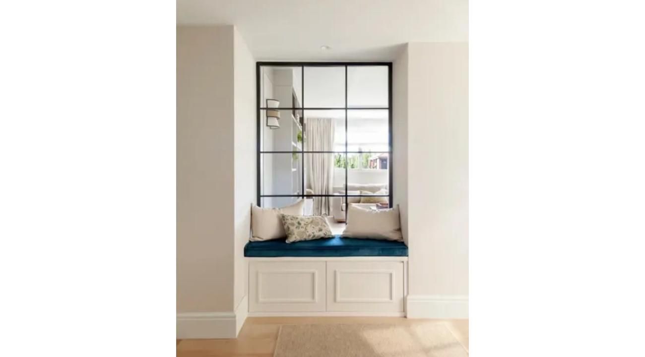 10 Ideas Elegantes para Decorar el Recibidor (Sin Caer en el Típico Espejo)
