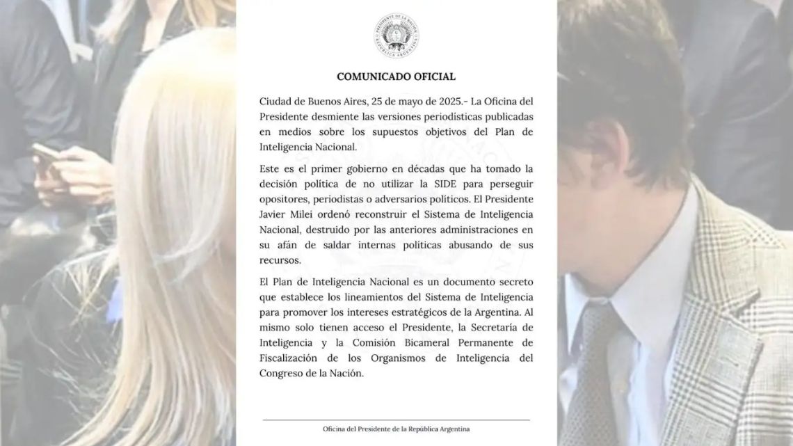 Milei administration denies spying on journalists in a statement.
