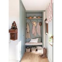 10 Ideas Elegantes para Decorar el Recibidor (Sin Caer en el Típico Espejo)