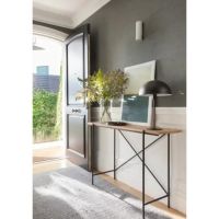 10 Ideas Elegantes para Decorar el Recibidor (Sin Caer en el Típico Espejo)