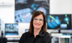 María Teresa Dova