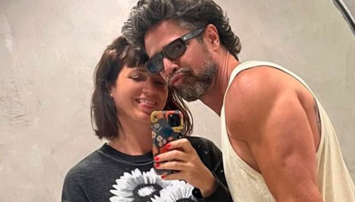 Griselda Siciliani y Luciano Castro celebraron el 25 de mayo y unieron a sus familias: locro, vino y la cocina del actor