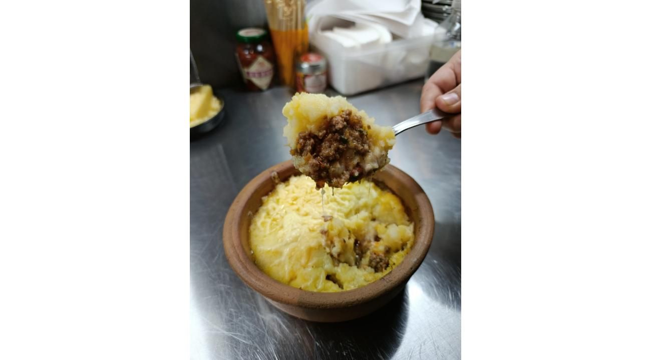 Compinche: tradición, vermú y comunidad en cada encuentro.