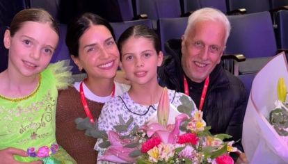 Las menores tuvieron un acto escolar en el que fueron acompañadas por su tía, su abuelo y el amigo más íntimo de su madre, Kennys Palacios.