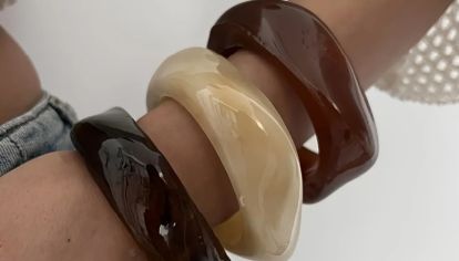 Conocé las más lindas pulseras chunky que el verano europeo y norteamericano anticipan, y en un par de meses llegarán al Cono Sur.
