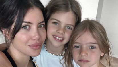 Luego de la primera jornada por el juicio de divorcio, la modelo y conductora publicó una serie de imágenes sobre sus hijas. 