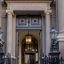 Milei intervenes in currency market despite letting Argentine peso float