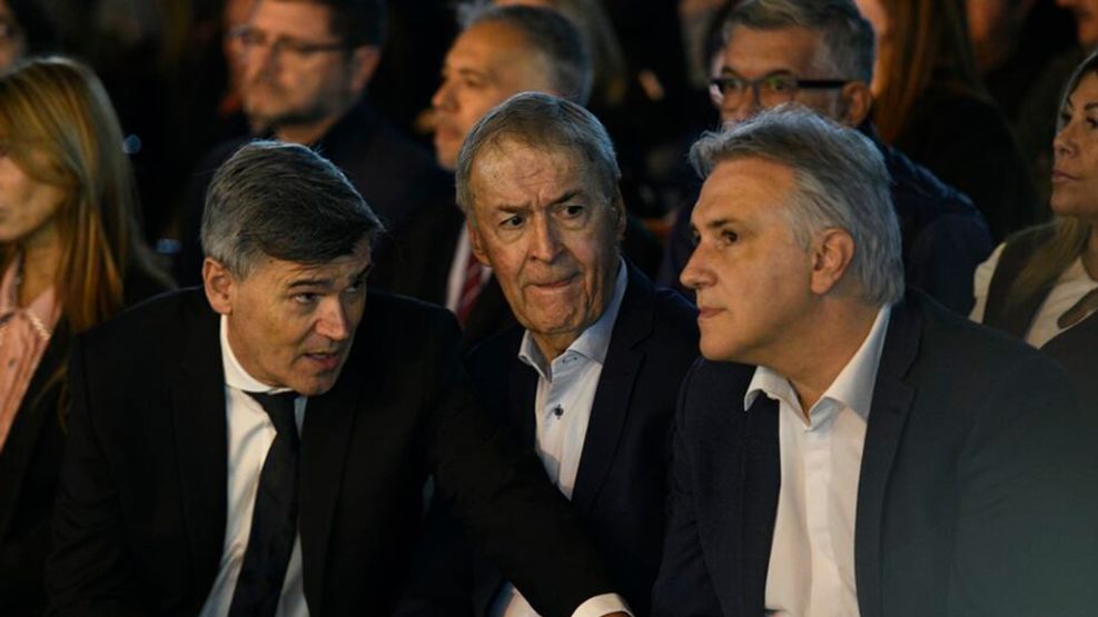 daniel-passerini-junto-a-llaryora-y-schiaretti-2032068