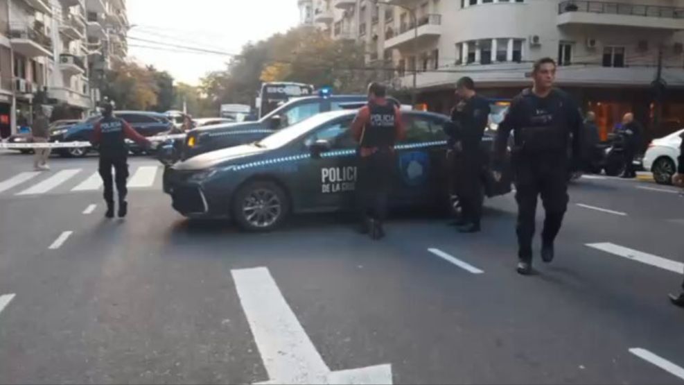 Operativo antibomba hotel Alvear