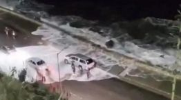 La sudestada que azotó a la ciudad de Mar del Plata generó serios daños.