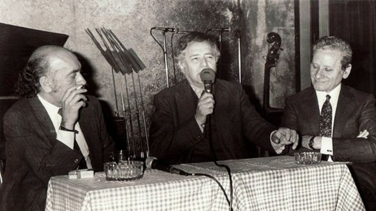 Poesía Abierta: un documental recupera la historia del ciclo literario que desafió a la dictadura