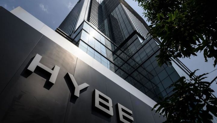 Allanan la sede de HYBE, el gigante del K-Pop, en medio de una investigación: qué pasó