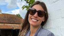 El look sastrero de Pampita