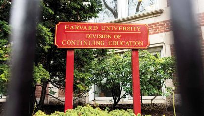 Trump busca disciplinar a las universidades para imponer su ideología y convertir el sistema educativo en un aparato obediente.