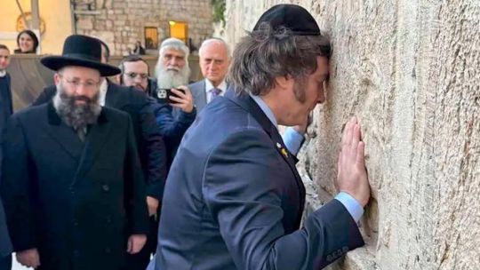 Javier Milei at the Wailing Wall, STOCK