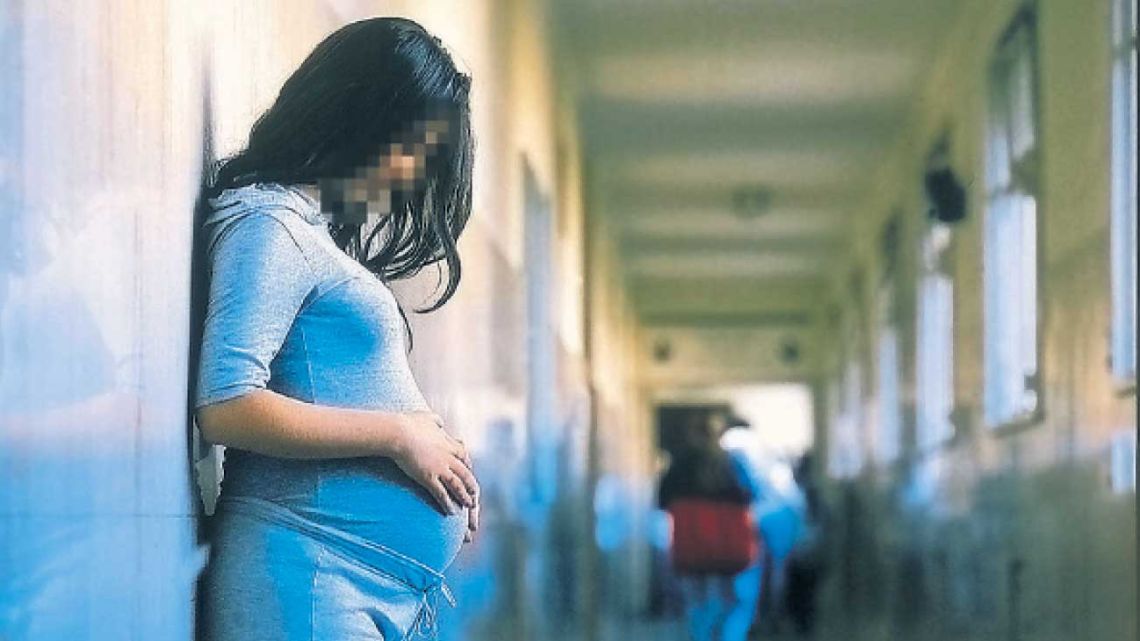 La salud de mujeres y niñas nuevamente en riesgo