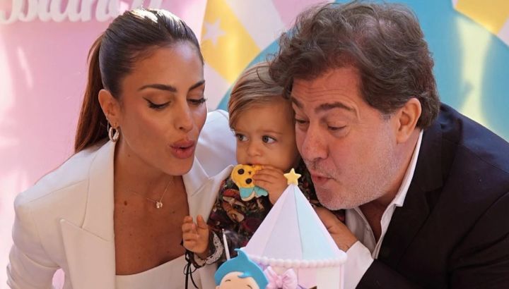 El doble festejo de Agustina Casanova para su hija Bianca: cumpleaños y bautismo con temática Plim Plim