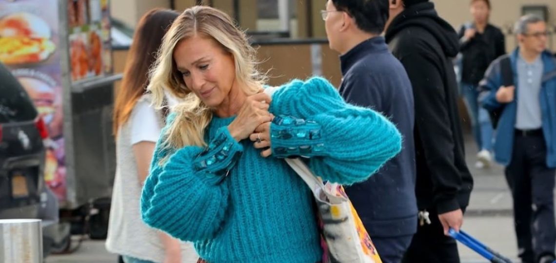 Recordando la prenda argentina en And Just Like That que este invierno podrás llevar