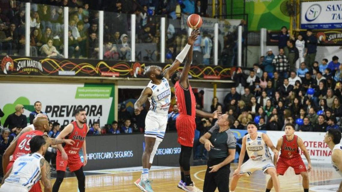 Regatas-San Martín: el quinto y decisivo partido, con nuevo horario