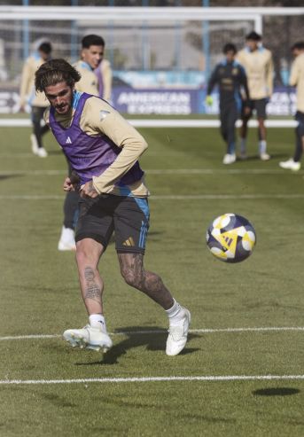 De Paul en los entrenamientos de Argentina